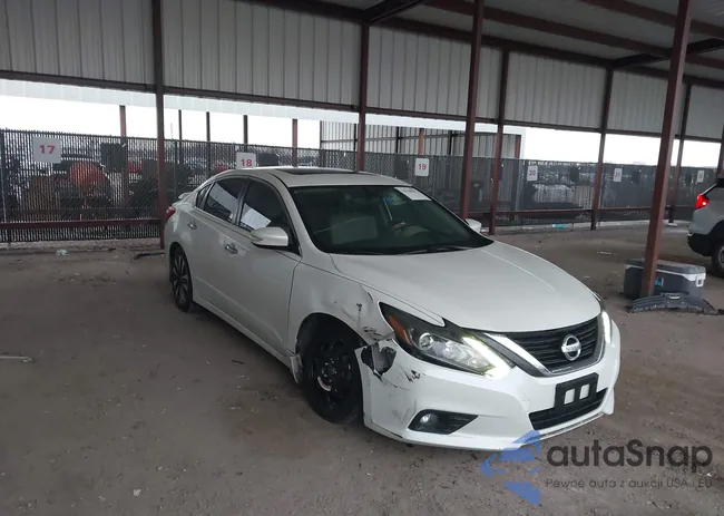 1N4AL3AP9HC226000: 44220322