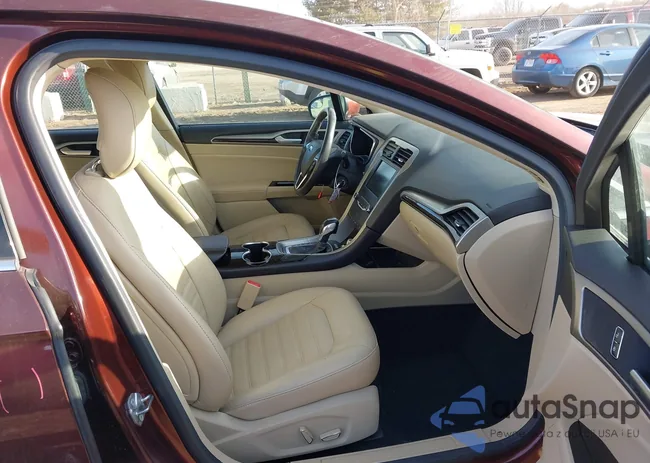 3FA6P0HD8FR137621: 44221449