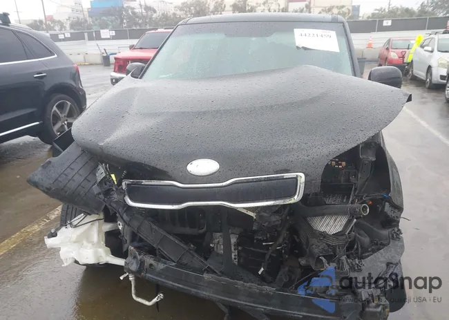 KNDJN2A28E7738452: 44221459