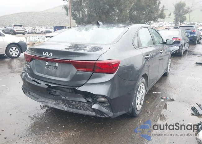 3KPF24AD6PE569997: 44221483