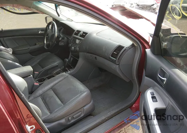 1HGCM66554A015876: 44221503