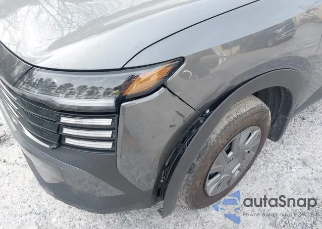 3N8AP6BB9SL381018: 44221504