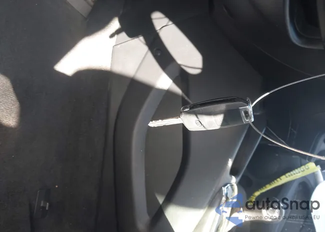 3KPFK4A7XHE039821: 44221518