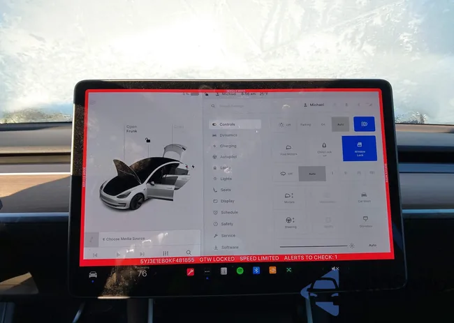 5YJ3E1EB0KF481855: 44221521