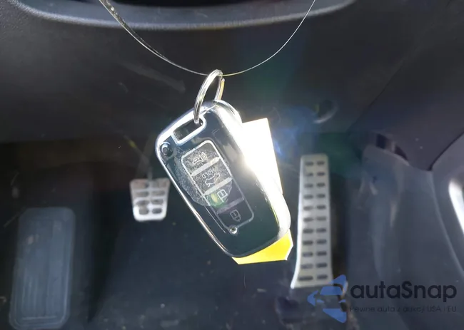 KMHTC6AD0DU143985: 44221546