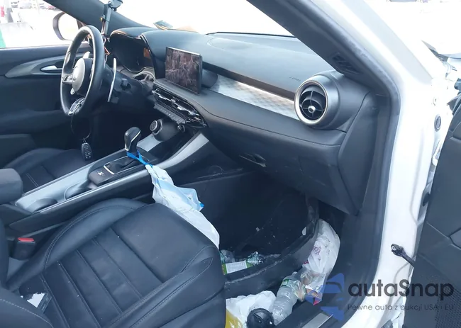 ZASPATDW5R3032647: 44221609