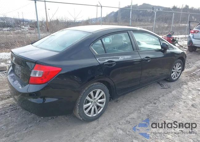 2HGFB2F8XCH570697: 44221642