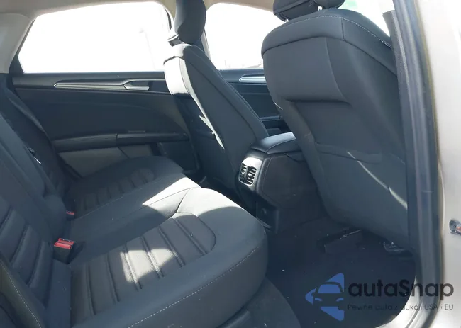 3FA6P0LU0KR157508: 44221685