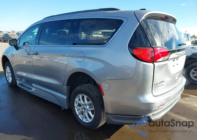 2C4RC1DG5MR585651: 44221793