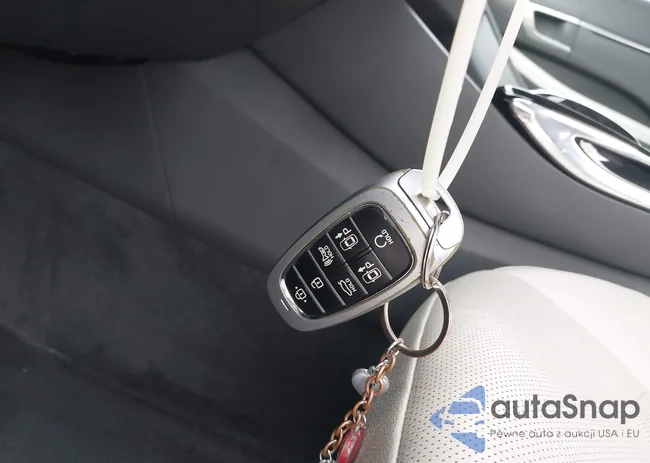 KMHL54JJ3NA039885: 44221841