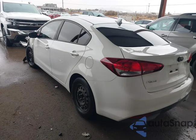 3KPFK4A70HE040900: 44221927