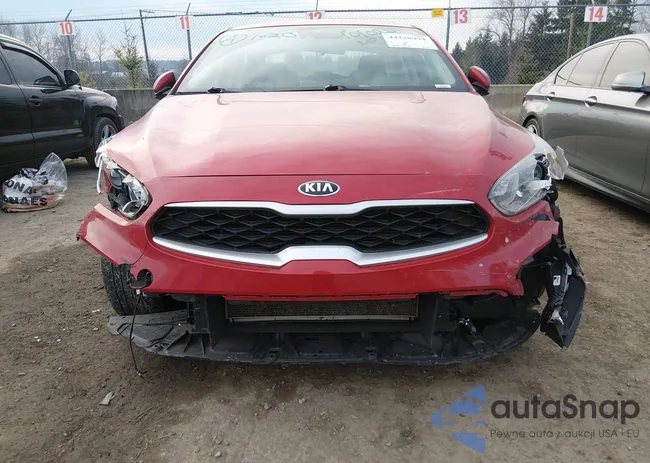 3KPF24AD0ME404751: 44220994