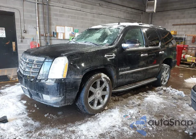 1GYFK638X8R186219: 44221045