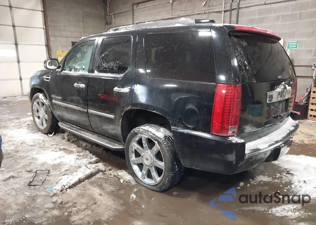 1GYFK638X8R186219: 44221045