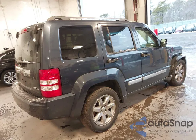 1J8GN58K08W147357: 44221071