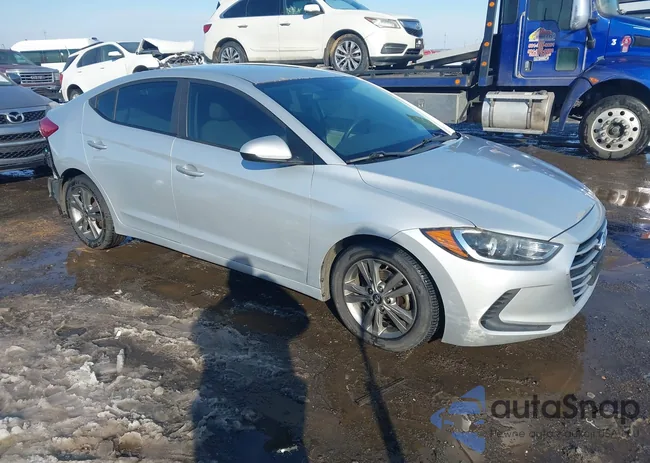 5NPD84LF9JH303493: 44221097