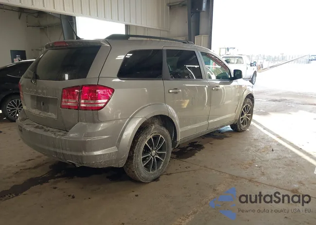 3C4PDCABXJT208895: 44221108