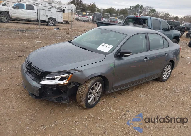 3VWDX7AJ5CM326341: 44221109