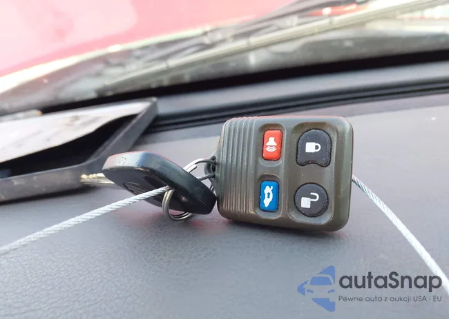 2MEFM75W9XX615144: 44221114