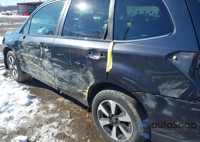 JF2SJARC0HH425208: 44221204