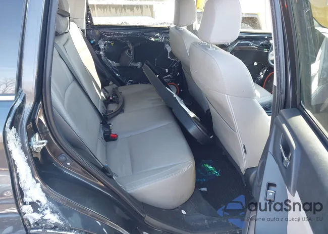 JF2SJARC0HH425208: 44221204