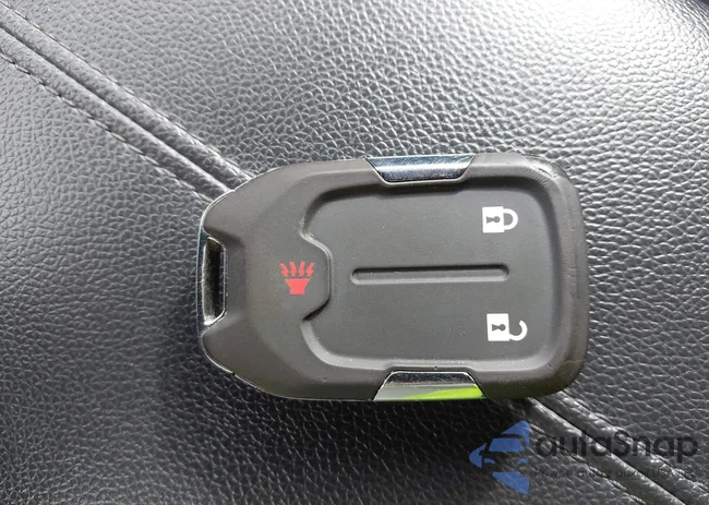 3GKALMEV0JL145751: 44221237