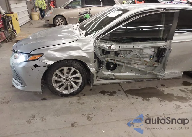 4T1C11AK2RU847524: 44221249