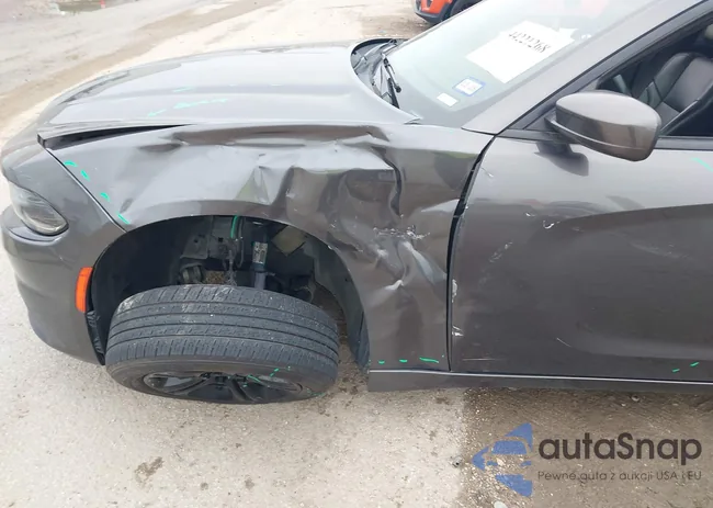 2C3CDXBG6KH724704: 44221268