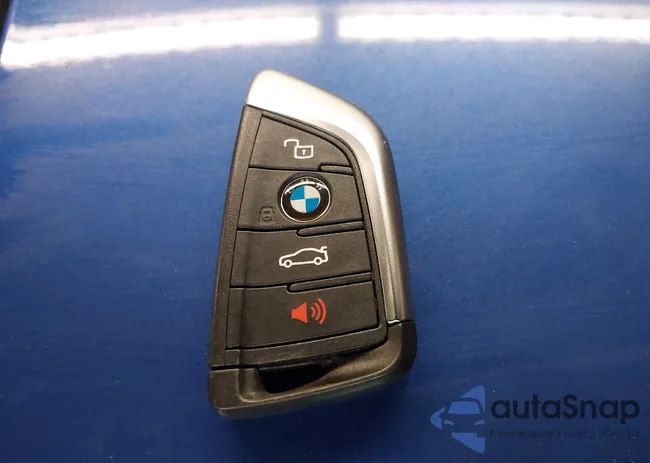 3MW5R7J03M8B83678: 44221324