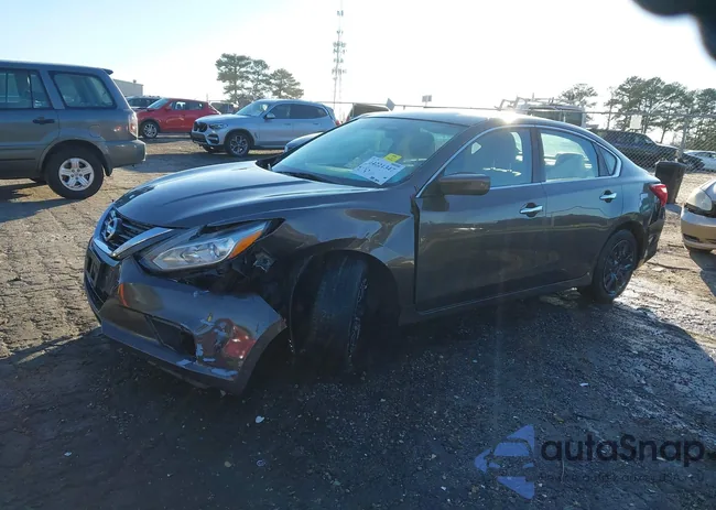 1N4AL3AP4GN304475: 44221347