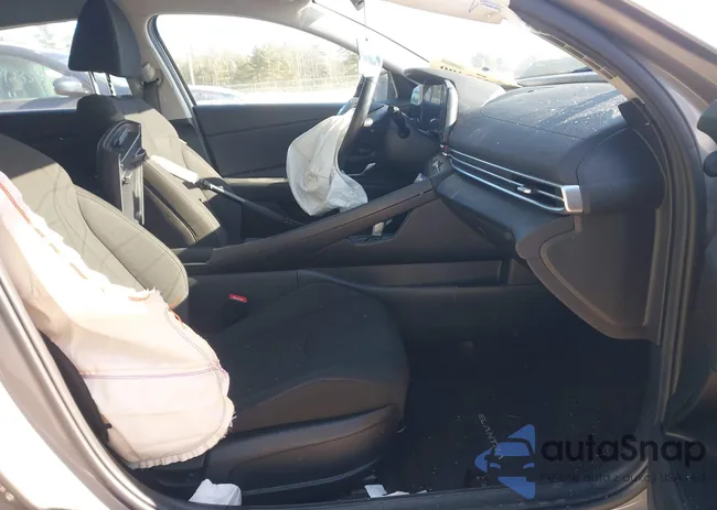 KMHLS4AG2PU462584: 44222400