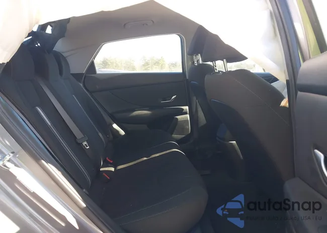 KMHLS4AG2PU462584: 44222400