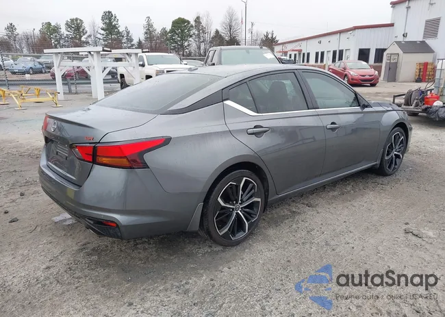 1N4BL4CV4SN328676: 44222527