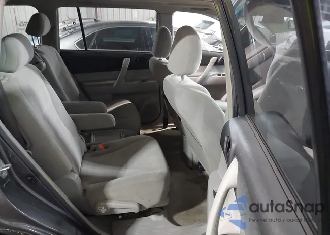 5TDBK3EH6AS035837: 44222824