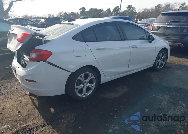 1G1BC5SM4H7230147: 44222839