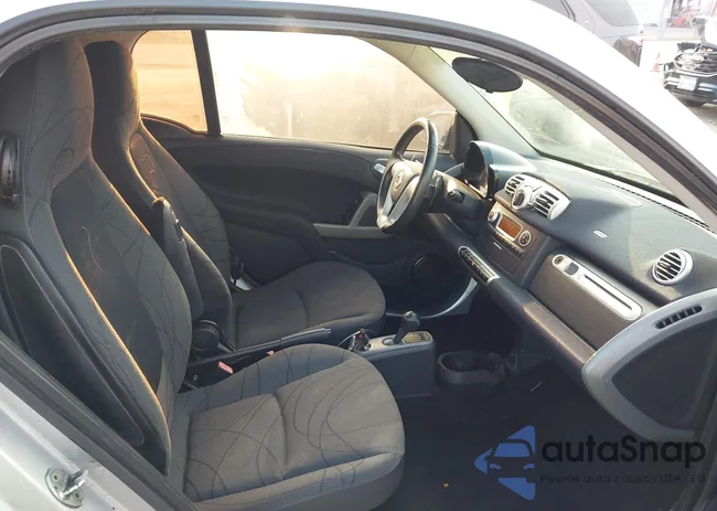 WMEEJ3BAXDK686327: 44222084