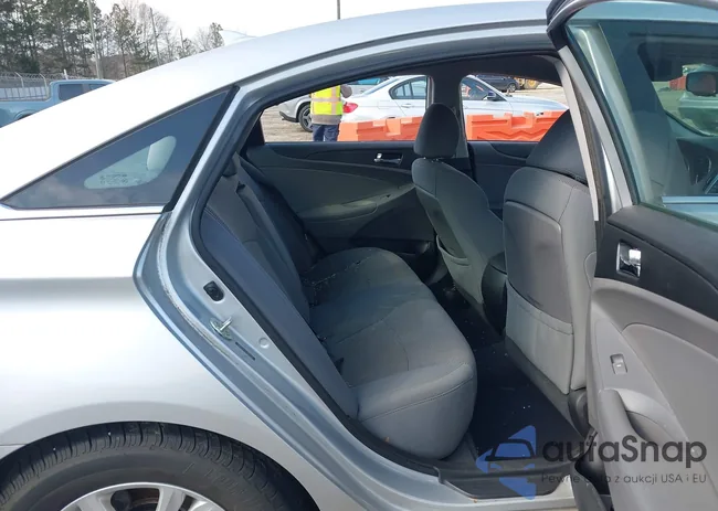 5NPEB4AC1DH767090: 44222121