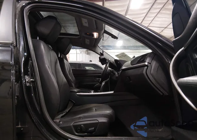 WBA3B5C54DF592191: 44222153