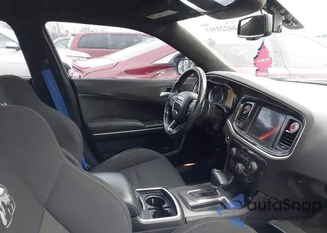 2C3CDXGJ7JH284205: 44222313