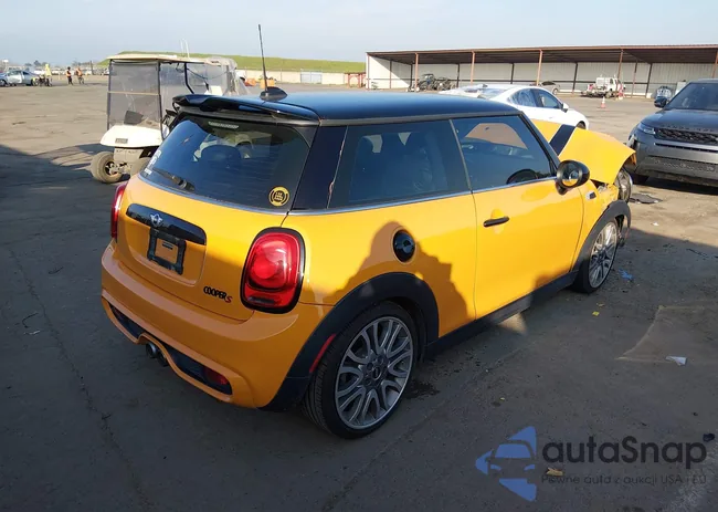 WMWXP7C5XF2A60973: 44222338