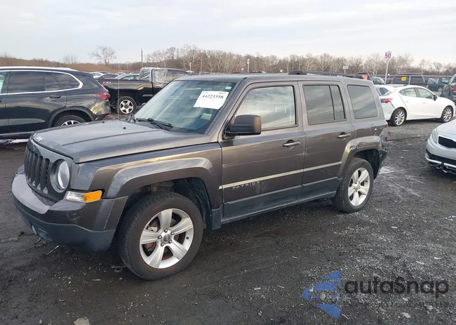 1C4NJRFB4FD279907: 44223358