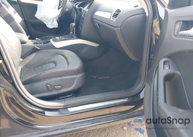 WAUEFAFL6BN000275: 44223373