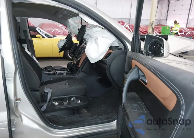 1GNKVGKDXFJ123463: 44223463