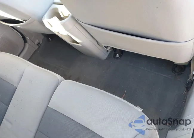 1FMCU49H68KA24056: 44223553