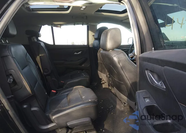 1GNERKKW3JJ197662: 44223560