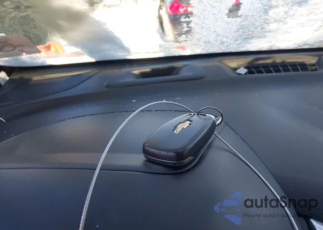 2GNAXUEV9M6102915: 44223697