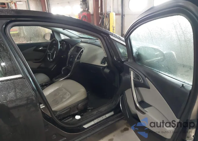 1G4PR5SK2F4181339: 44223698