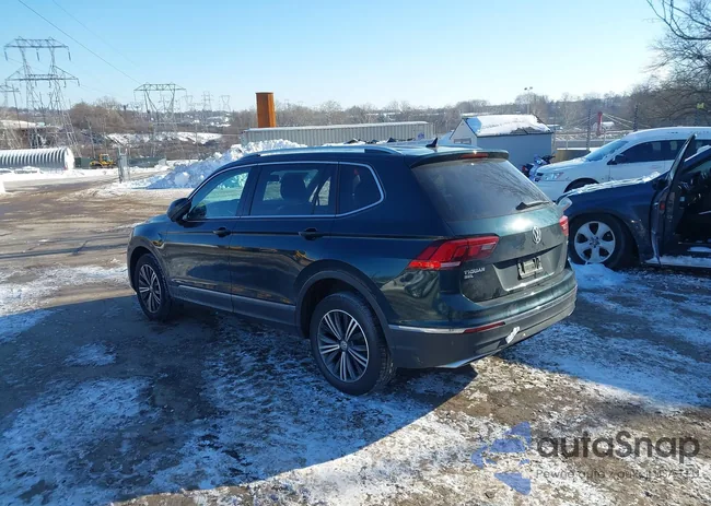 3VV2B7AXXKM101569: 44223707