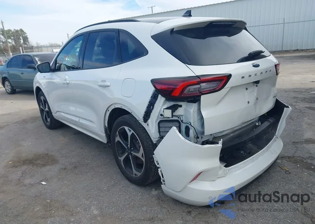 1FMCU9NA7RUB41592: 44223733