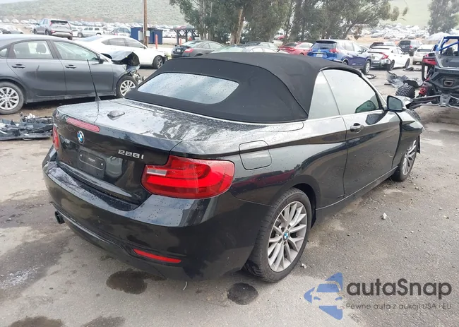 WBA1L9C56GV324703: 44223749